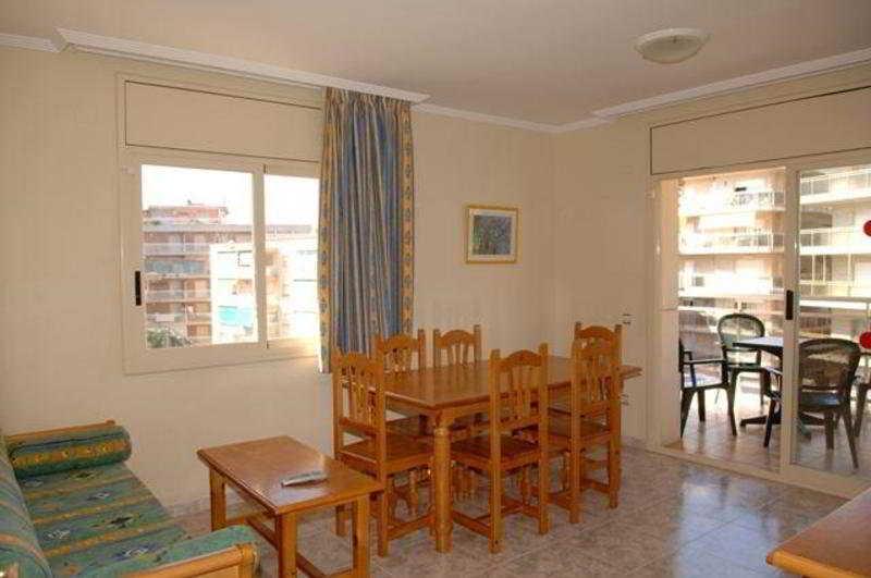 Apartamentos Palas Salou Kültér fotó