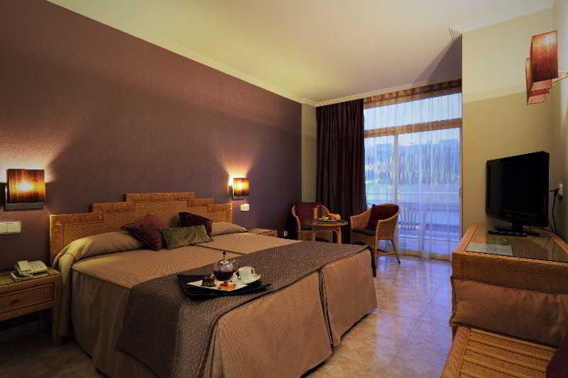 Apartamentos Palas Salou Kültér fotó